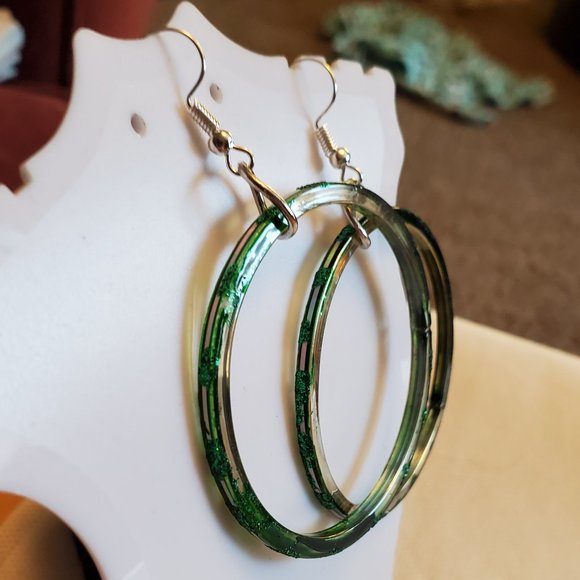2" Glass Green Hoop Hook Dangle Earrings Artisan - Picture 4 of 4